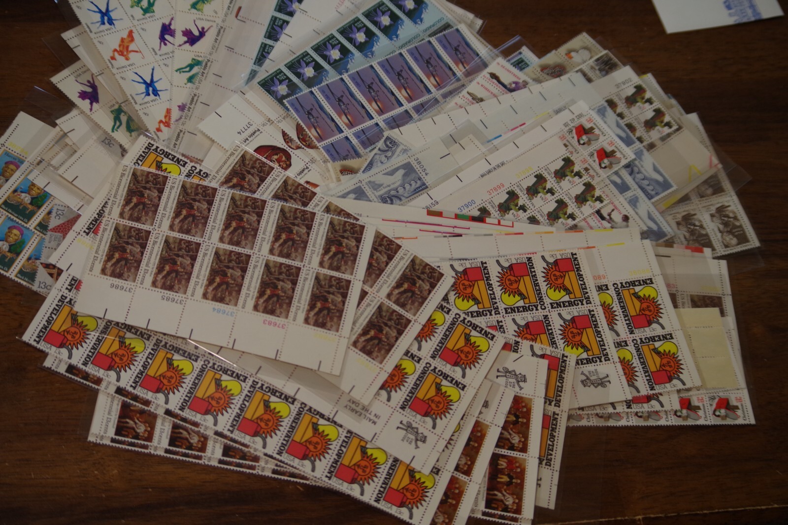 US POSTAGE 15 CENT STAMP COLLECTION UNUSED $182.78 FACE, 1,406 STAMPS IN PLASTIC