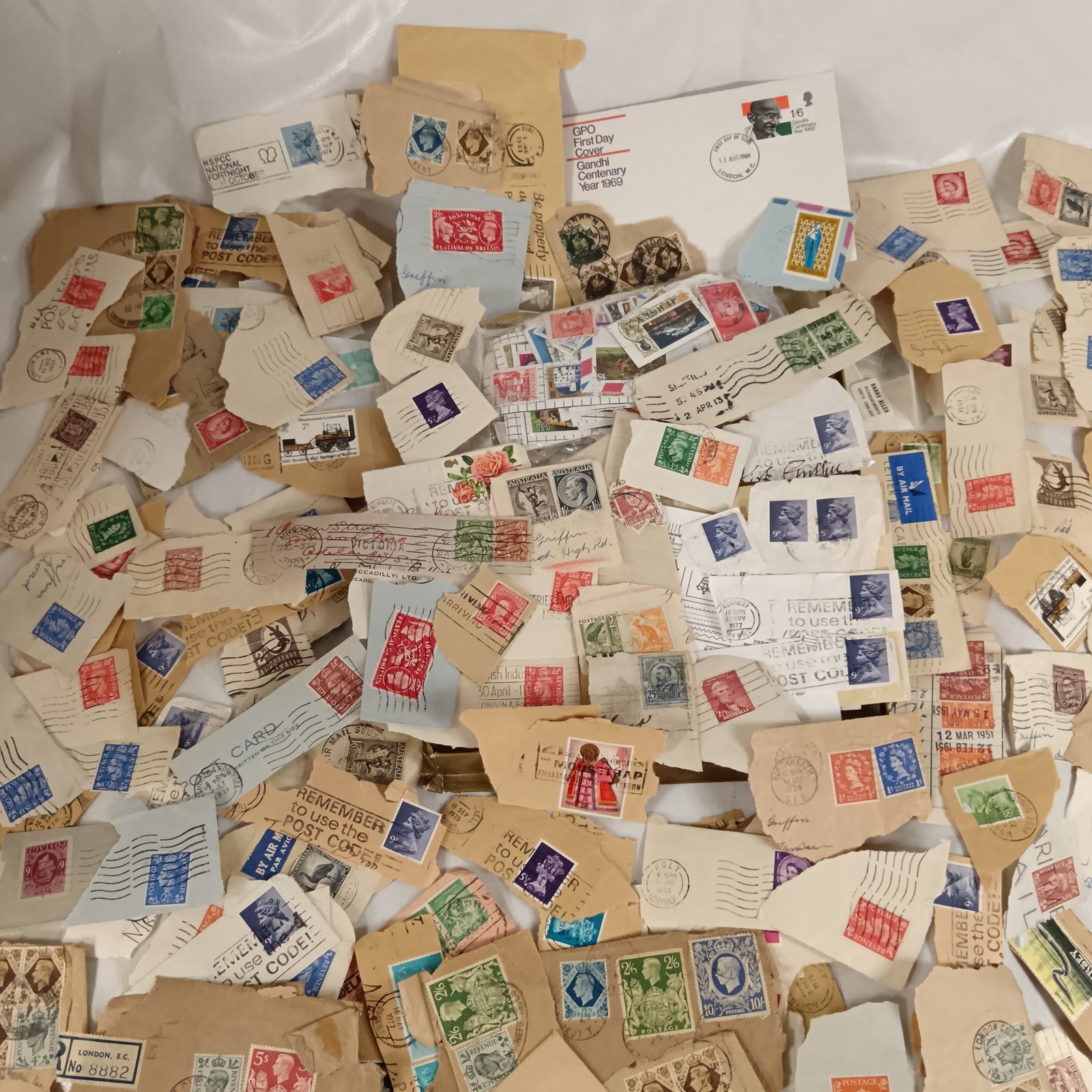 Large Collection of Vintage UK Worldwide Postage Stamps Envelopes Mixed Lot