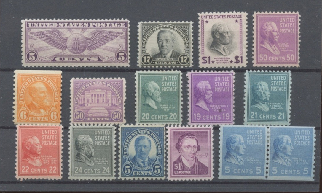 🍁 Mint lot US stamps mostly MNH Cat $150 to $200