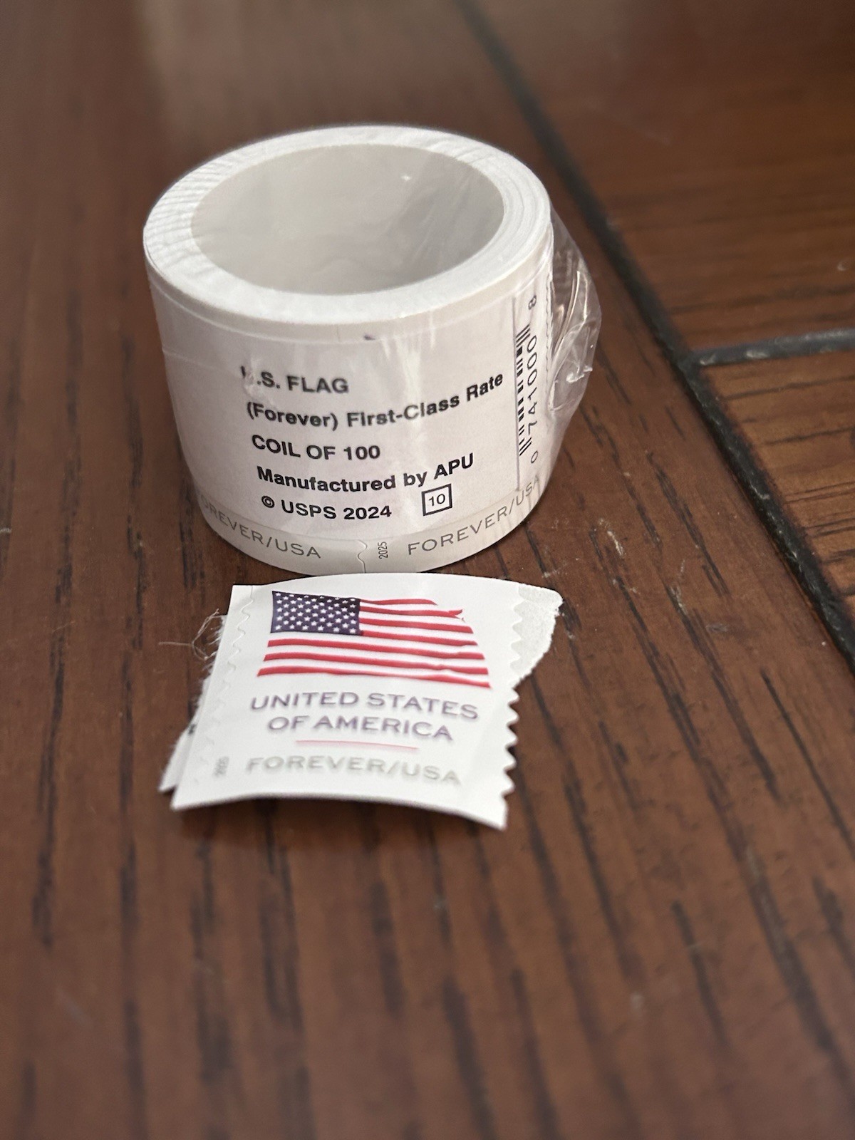 100 First Class 2025 Flag Postage Stamps Sealed
