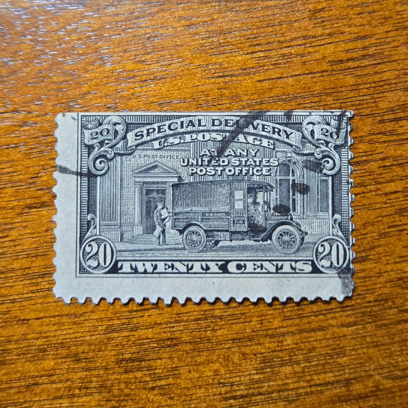 [Lot 3] Vintage United States Stamps – 3, 5 & 20 Cent Commemorative Stamps