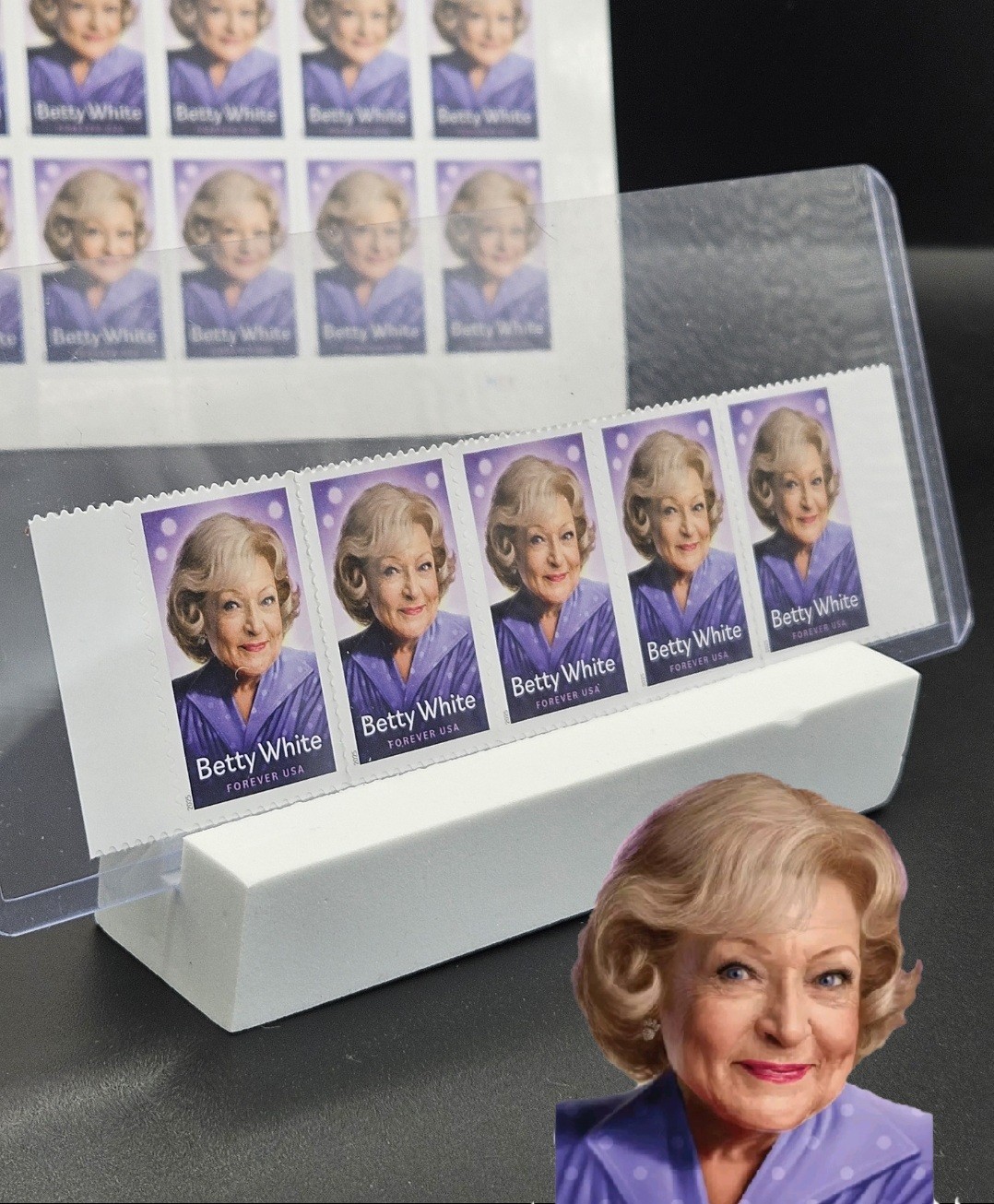 Betty White Stamp Sheet 5 Forever Stamps w/ Protective Top Loader