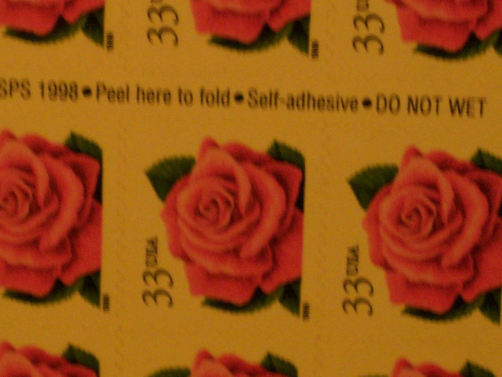 USPS Coral Pink Rose 33 Cent Self-Adhesive Stamp Booklet 1999 MNH