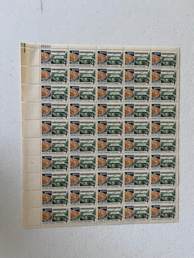 LOONEY TUNES Bugs Bunny US Postage Stamps MINT SHIPS FREE