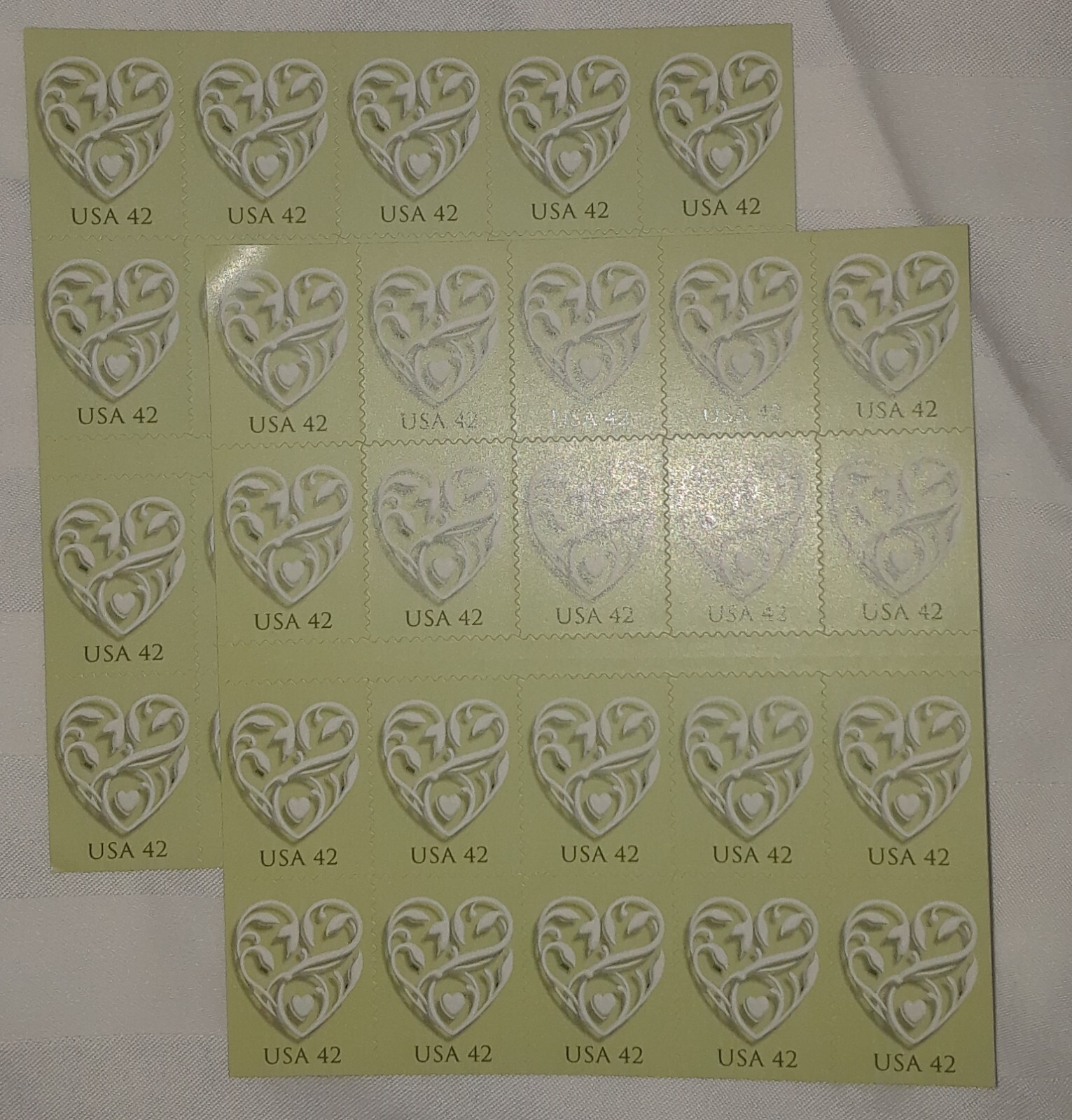 TWO Panes / Booklets x 20 = 40 of WEDDING HEARTS 42¢ US Postage Stamp USA # 4271
