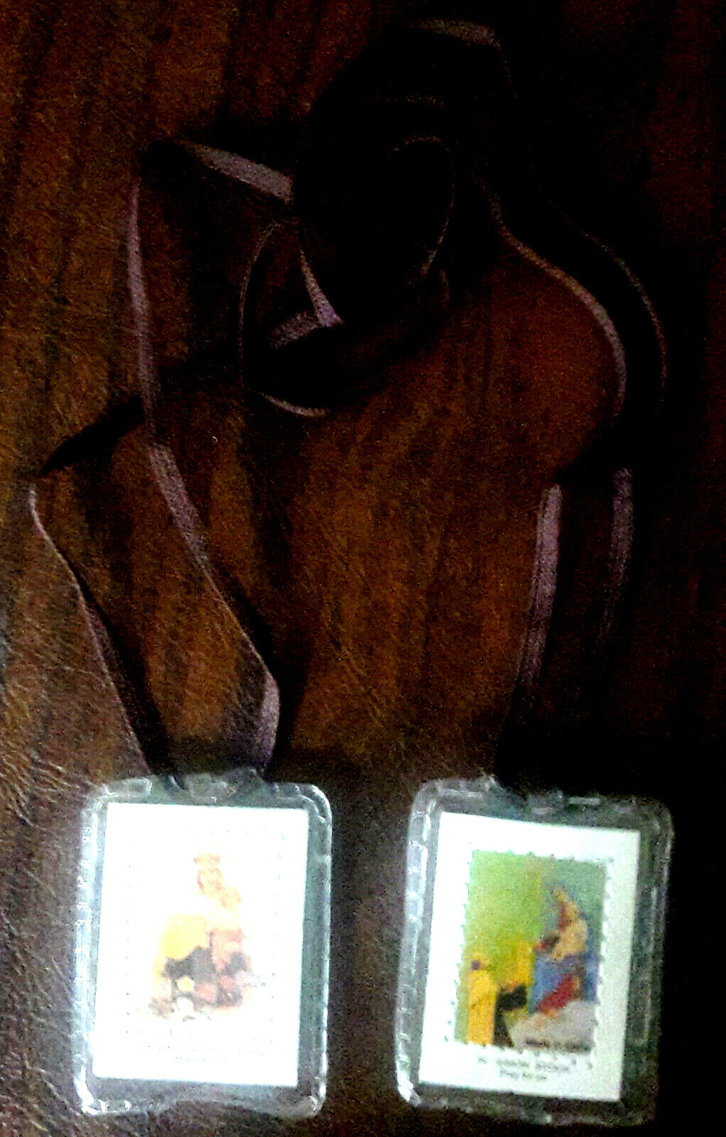Brown Catholic Encased SCAPULAR Simon Stock OL Mt Carmel Protection in Battle